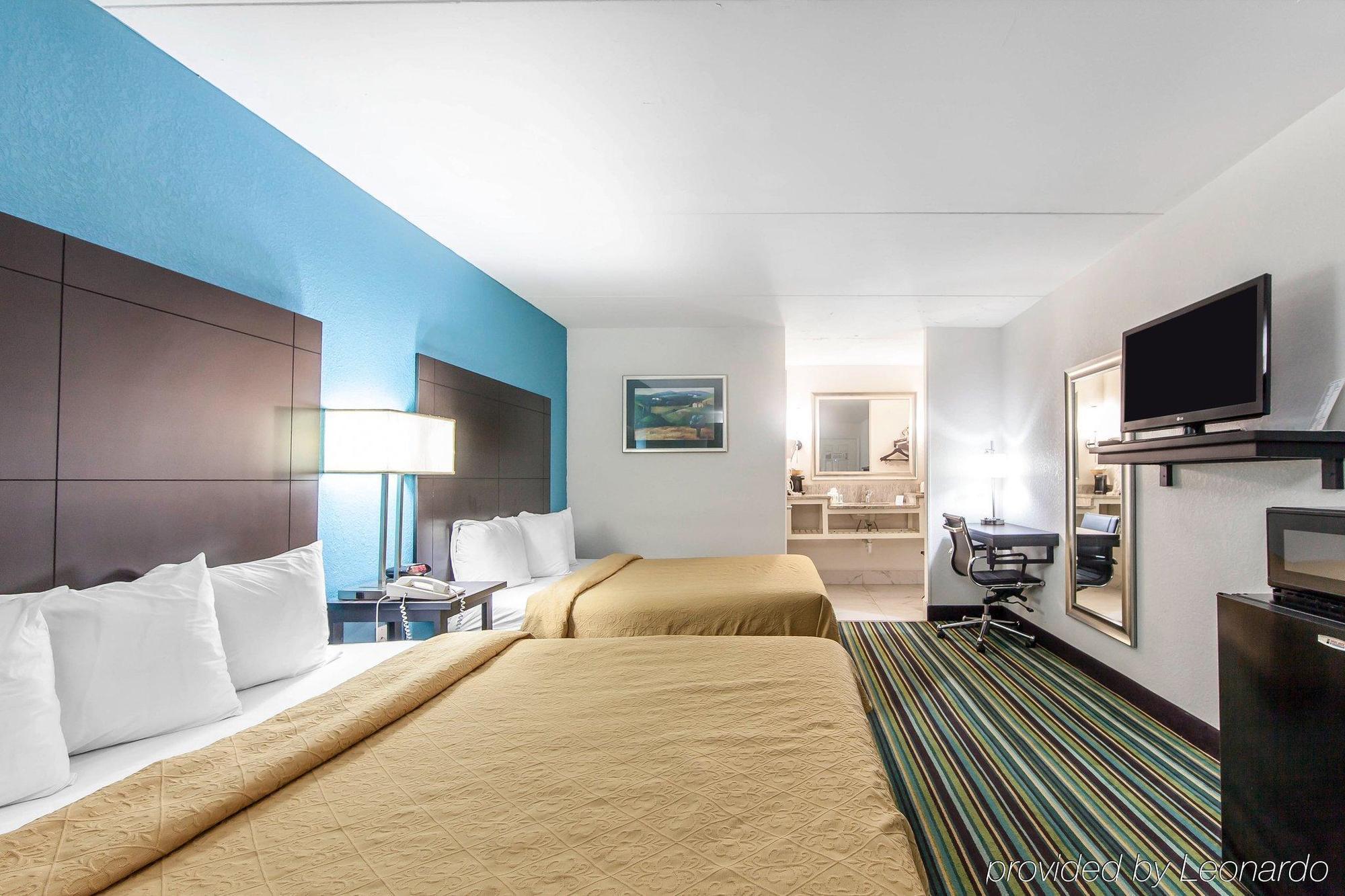 Quality Inn & Suites Jasper Bagian luar foto